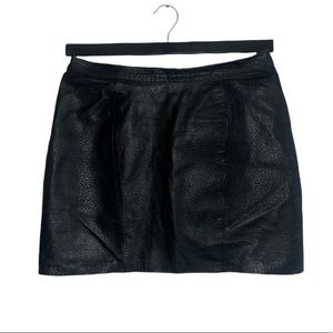 100% black leather mini skirt